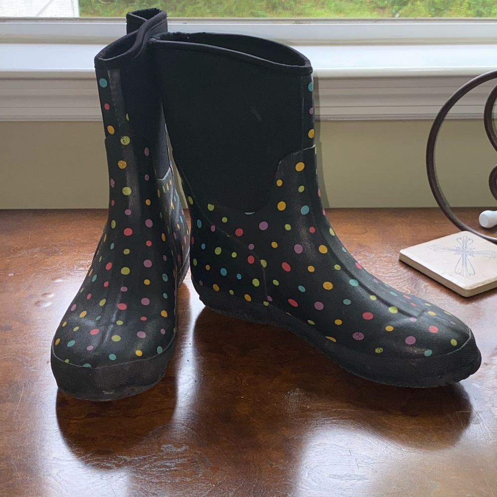 Rain boots